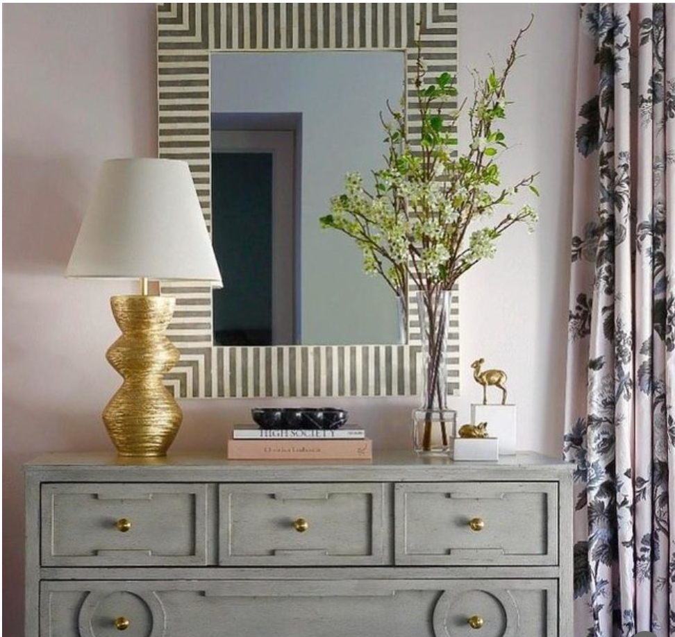 Utopia Table Lamp 27.75"h