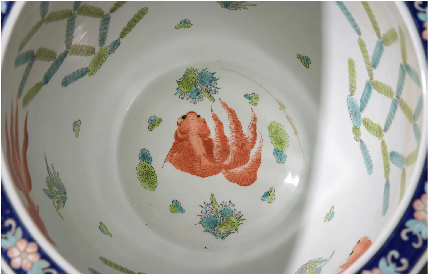 Fishbowl Planter w/ Stand 18.5"d x 26"h