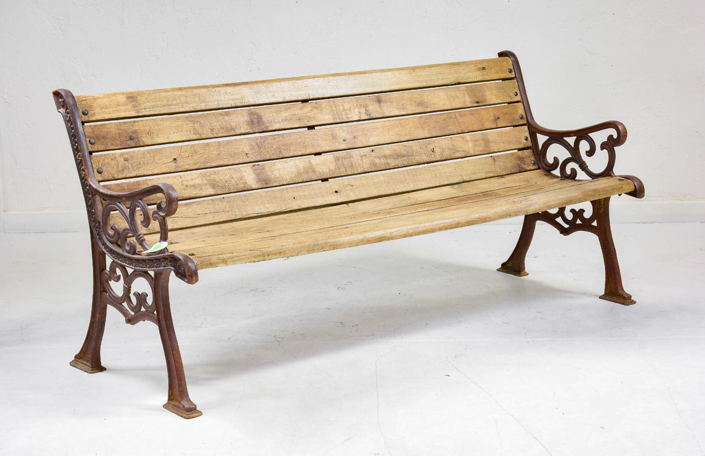 Cast Iron/Wood Bench 69x25x30h