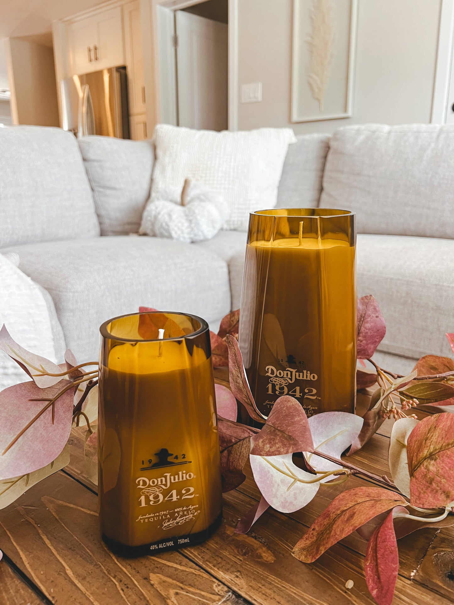 Recycled 1942 Candle: Amber/Sandalwood/Leather / Large