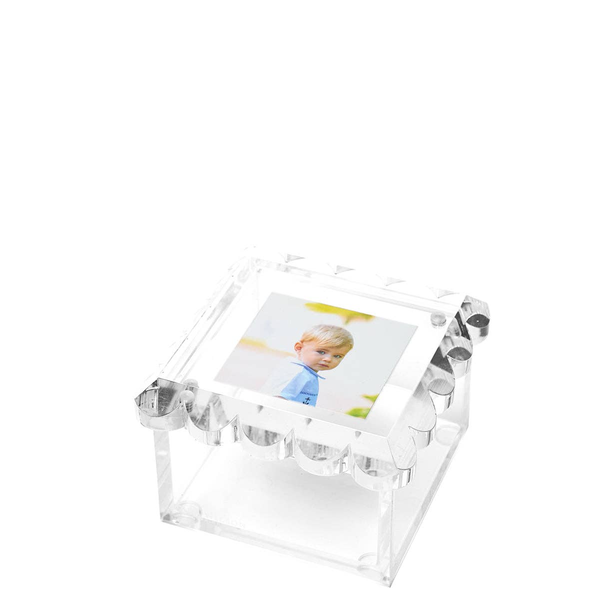 SQUARE SCALLOP PHOTO BOX