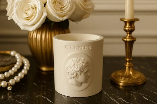 Hermes Candle – Smoky Leather, Golden Resins & Timeless Spice