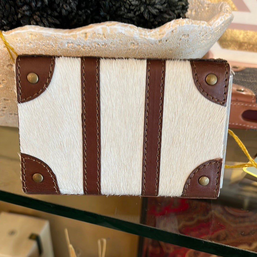 MATCH BOX Hide and Tobacco Lether
