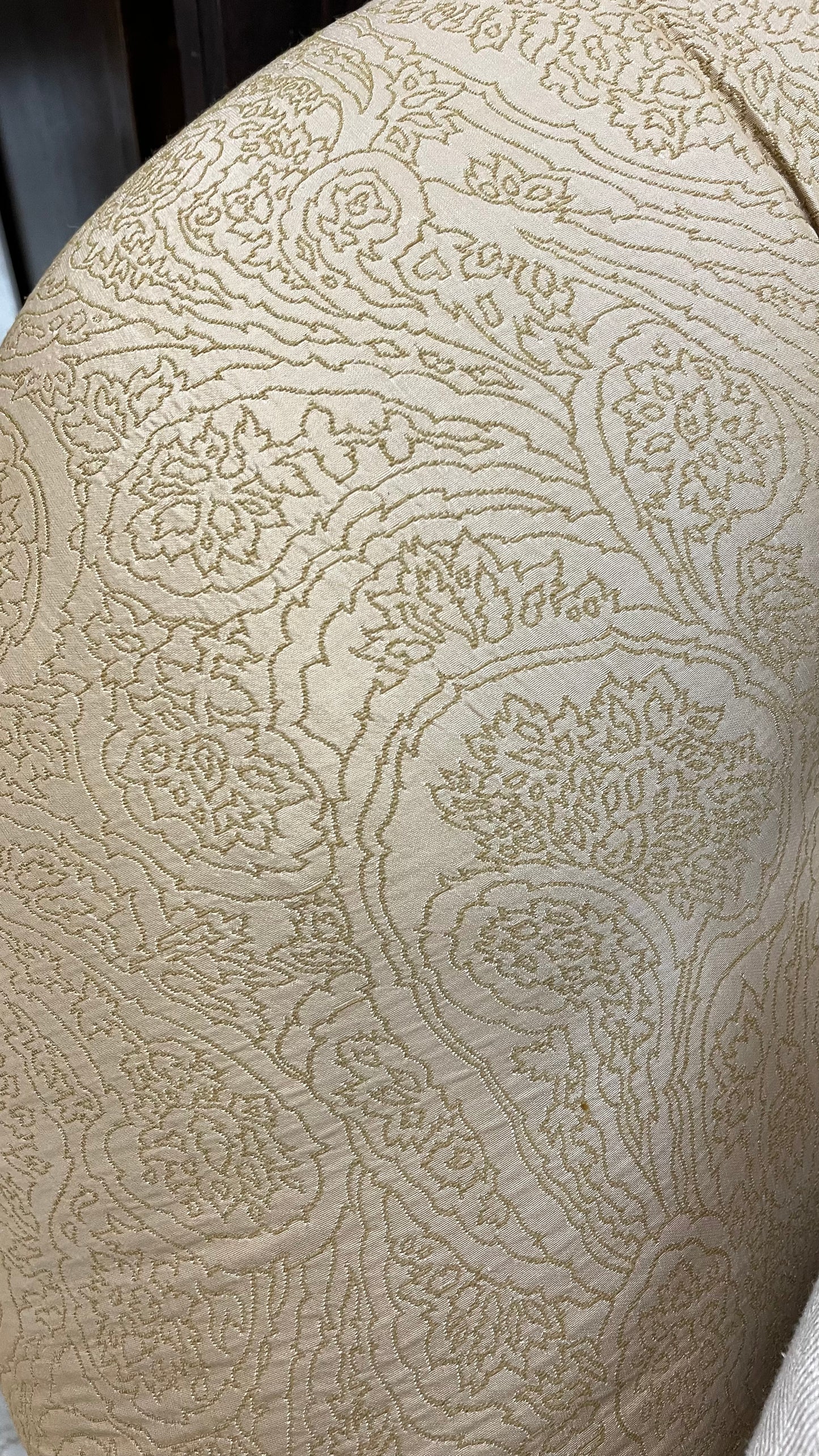 Nubby Silk Embossed Sofa