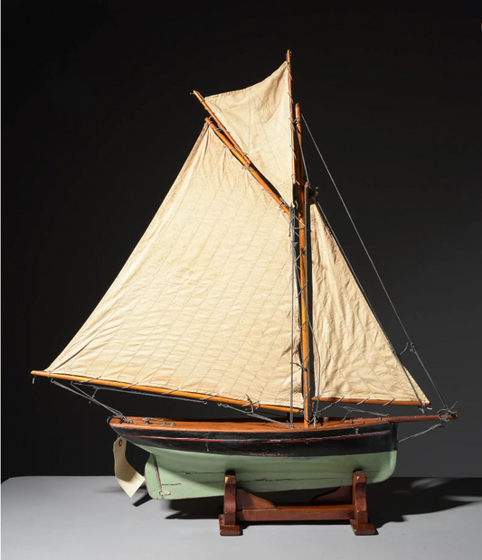 Antique Gaff Pond Yacht 32x6.5x35.5h