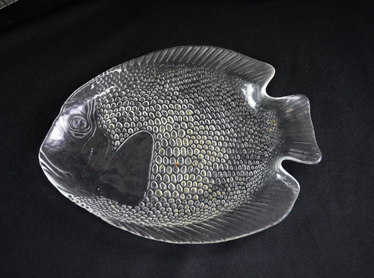 Vintage 15 pc. Glass Fish Plate Set