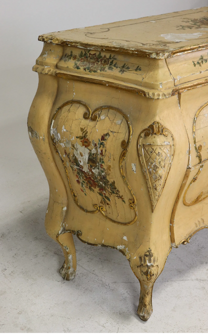 Ant Venetian Painted Bombe Chest 52x21x37"h