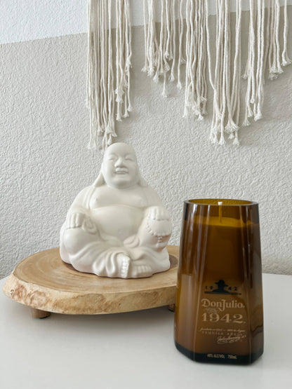 Recycled 1942 Candle: Amber/Sandalwood/Leather / Large