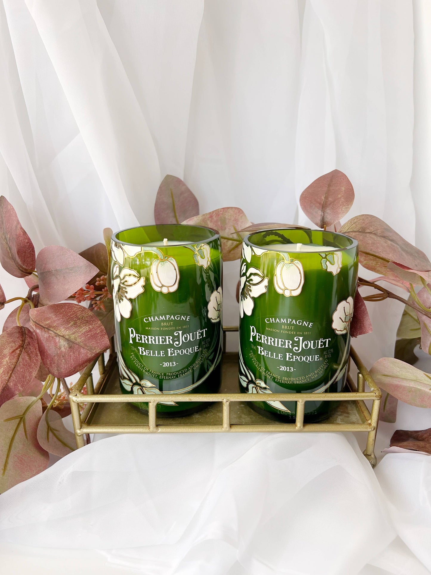 Recycled PJ Belle Candle: Amber/Sandalwood/Leather