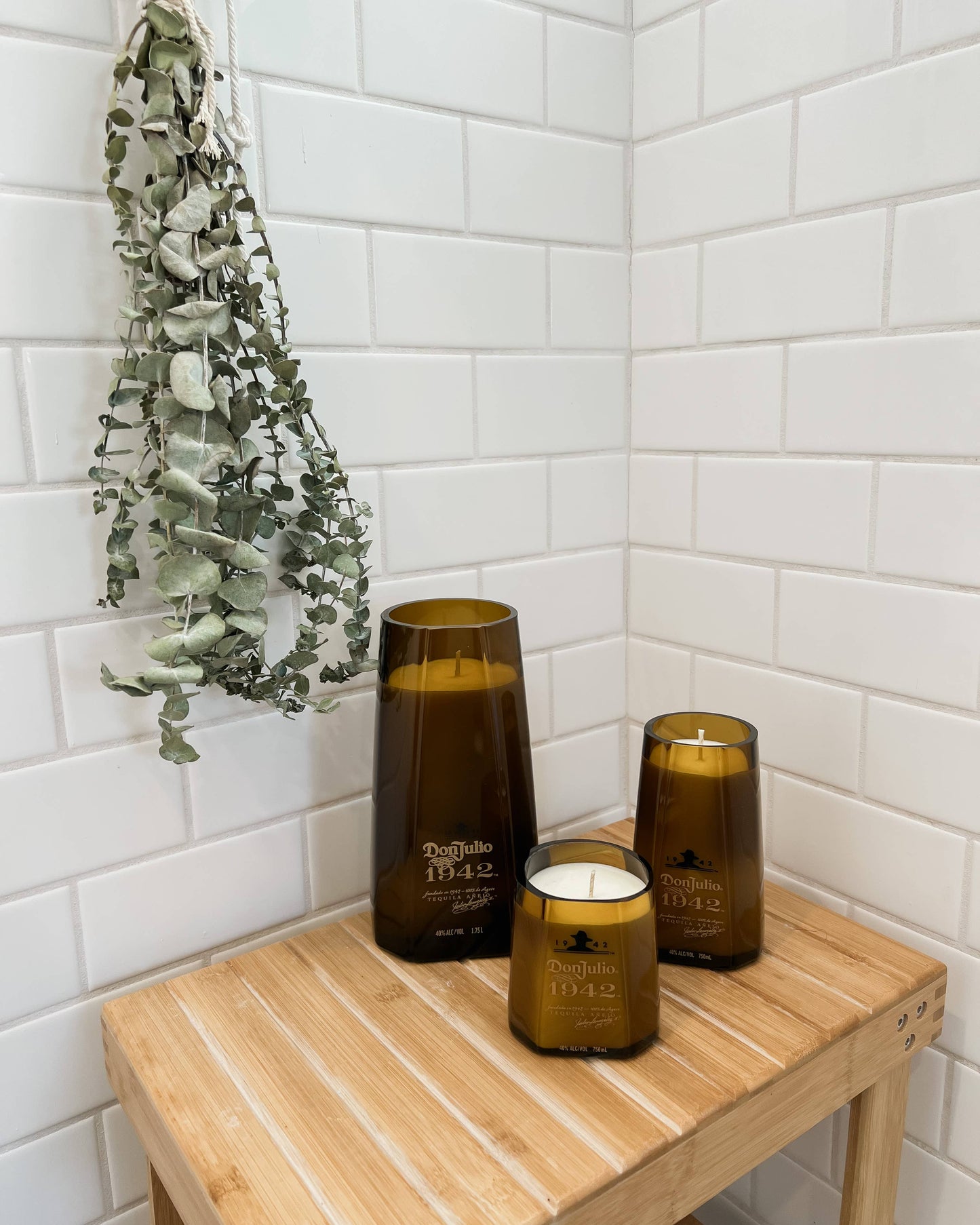 Recycled 1942 Candle: Amber/Sandalwood/Leather / Large