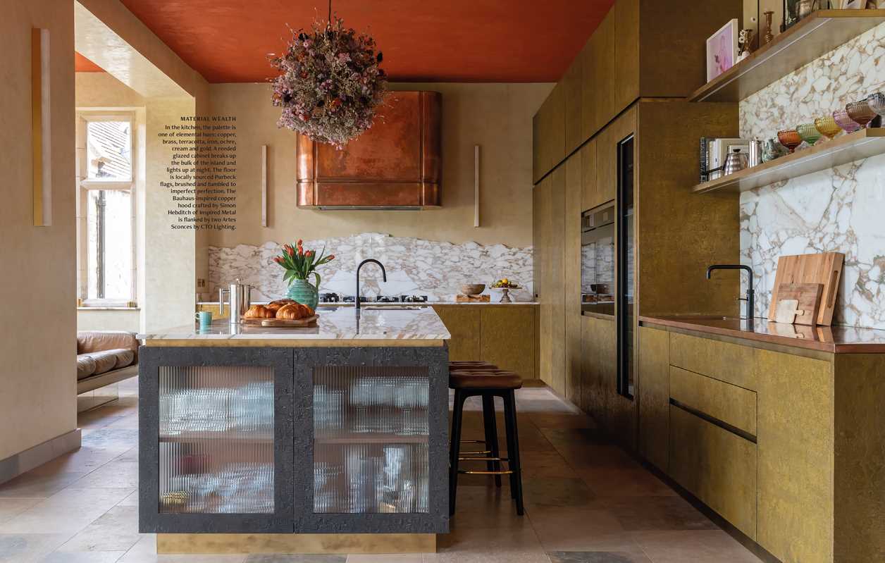 Expressive Interiors by Jo Berryman: Hardcover; 192 pages / English