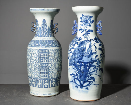 B&W Vase w/ Handles 24h